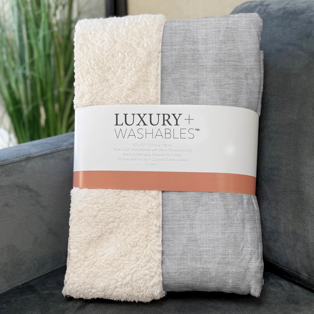 Premium Machine Washable ASB578 Pewter 50" x 70" Sherpa Throw Blanket. Picture 3