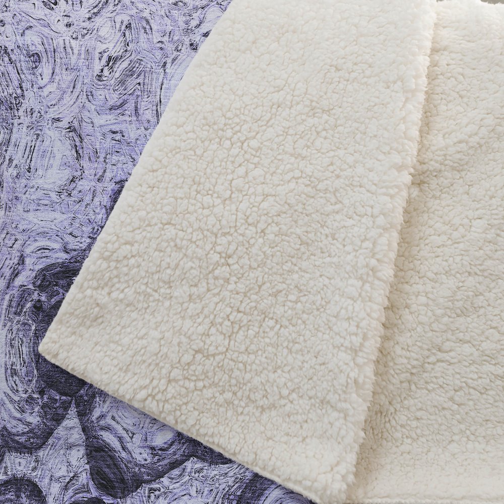 Premium Machine Washable ASB579 Purple 50" x 70" Sherpa Throw Blanket. Picture 2
