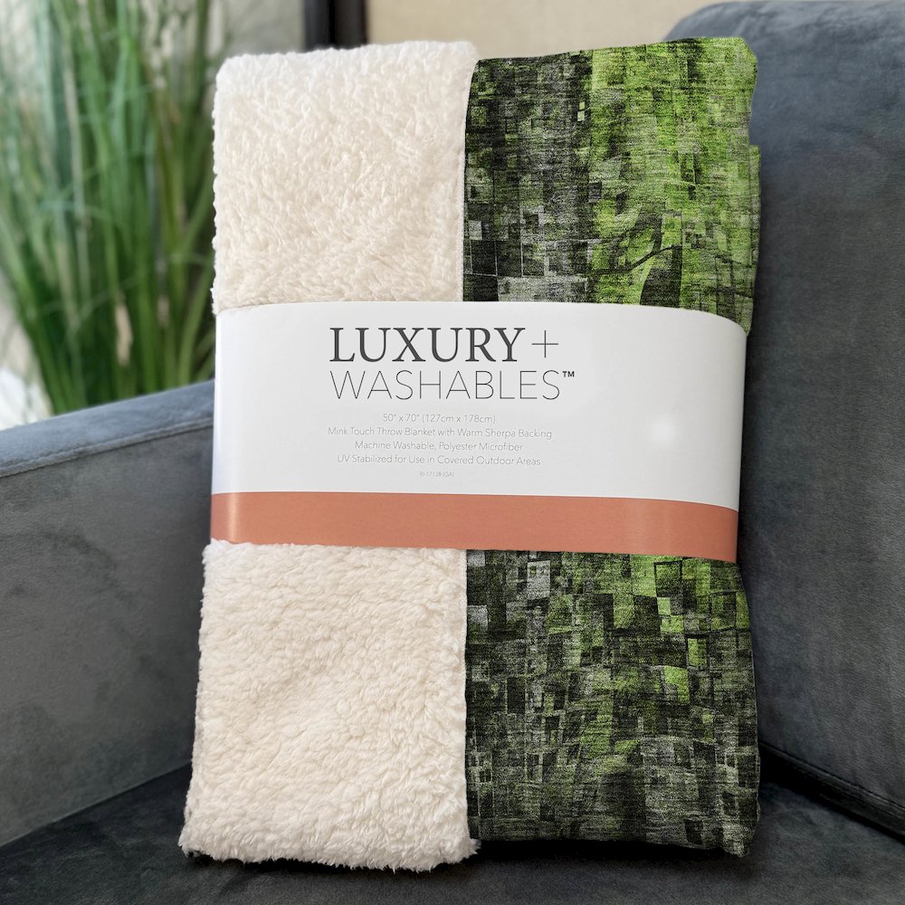 Premium Machine Washable ASB581 Green 50" x 70" Sherpa Throw Blanket. Picture 3