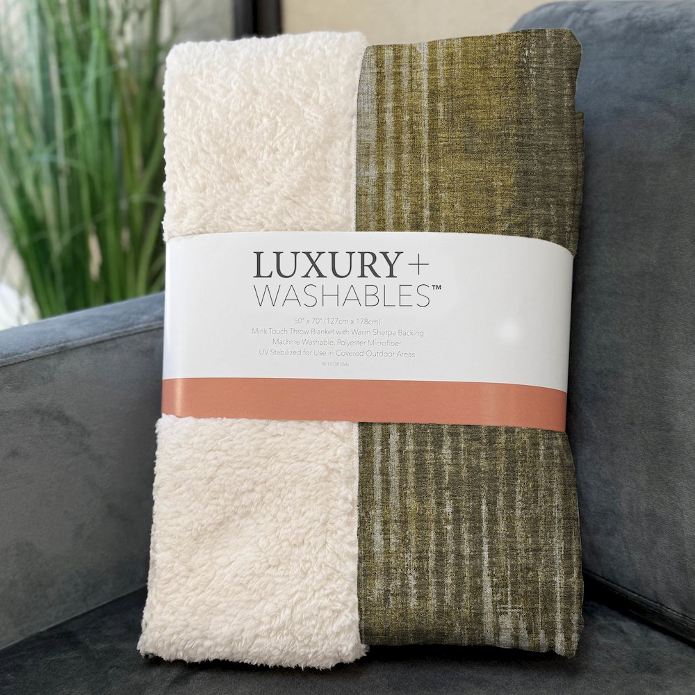 Premium Machine Washable ASB582 Brown 50" x 70" Sherpa Throw Blanket. Picture 3