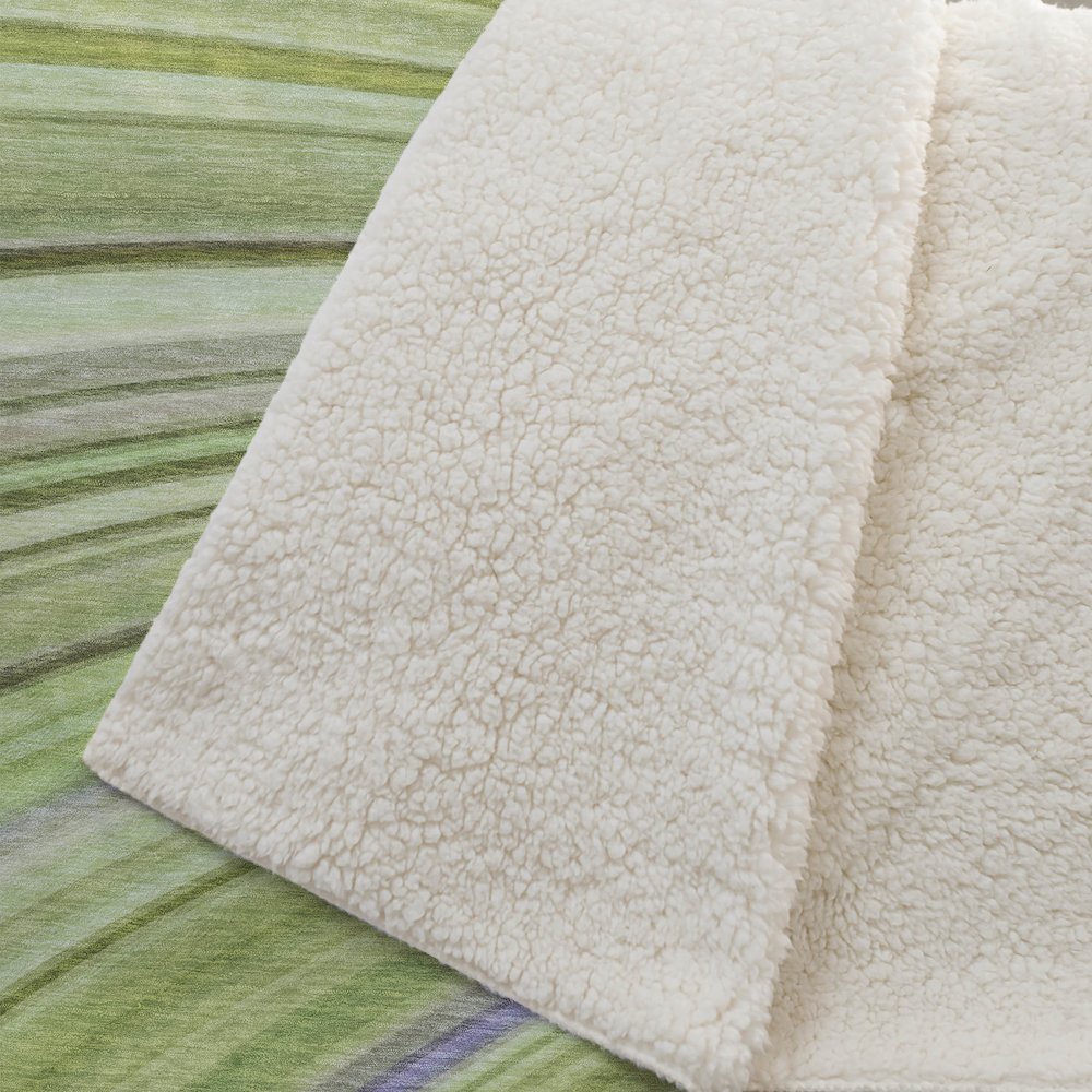 Premium Machine Washable ASB585 Aloe 50" x 70" Sherpa Throw Blanket. Picture 2