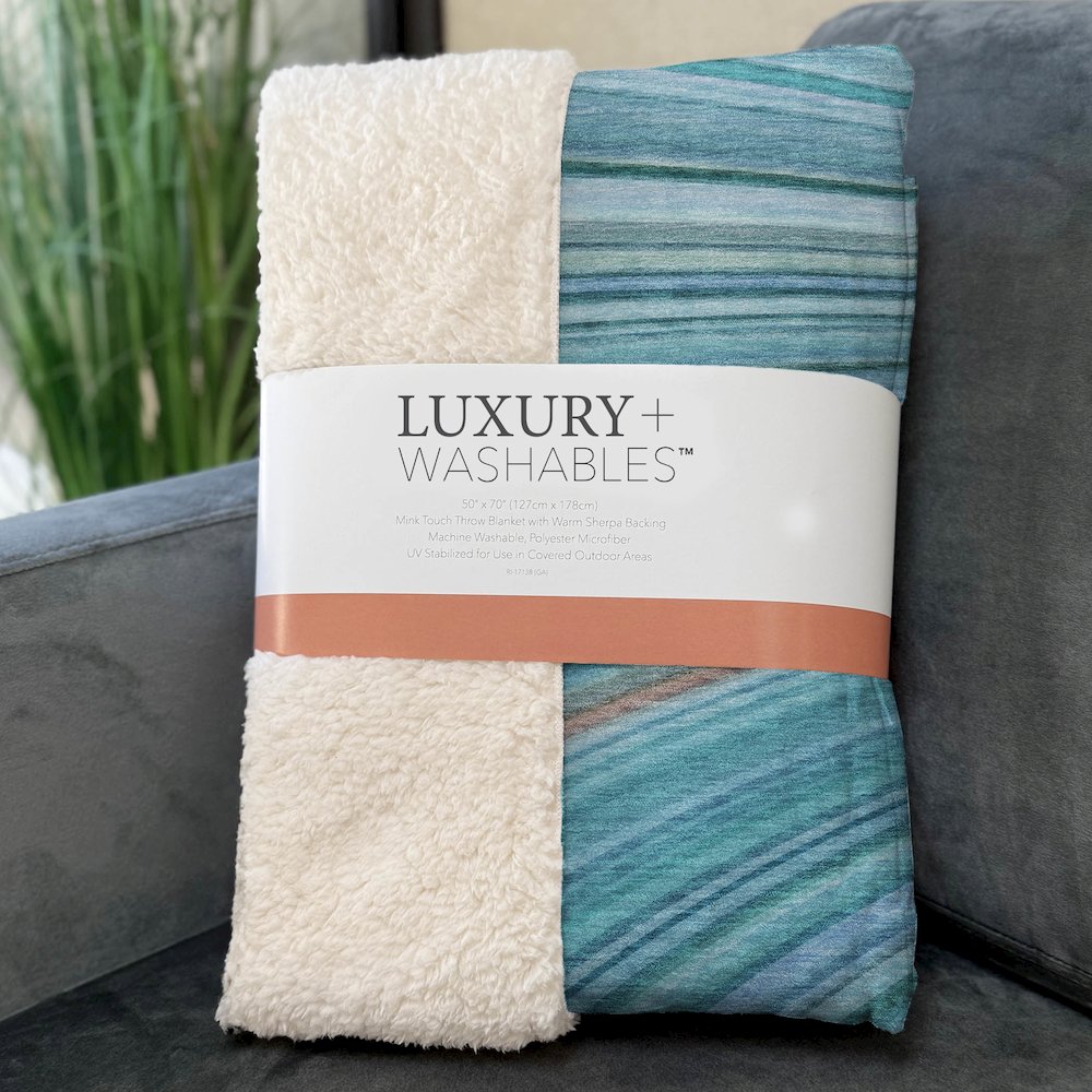Premium Machine Washable ASB585 Teal 50" x 70" Sherpa Throw Blanket. Picture 3