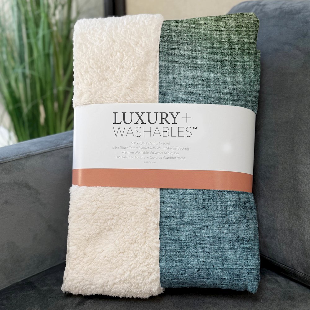 Premium Machine Washable ASB587 Brown 50" x 70" Sherpa Throw Blanket. Picture 3