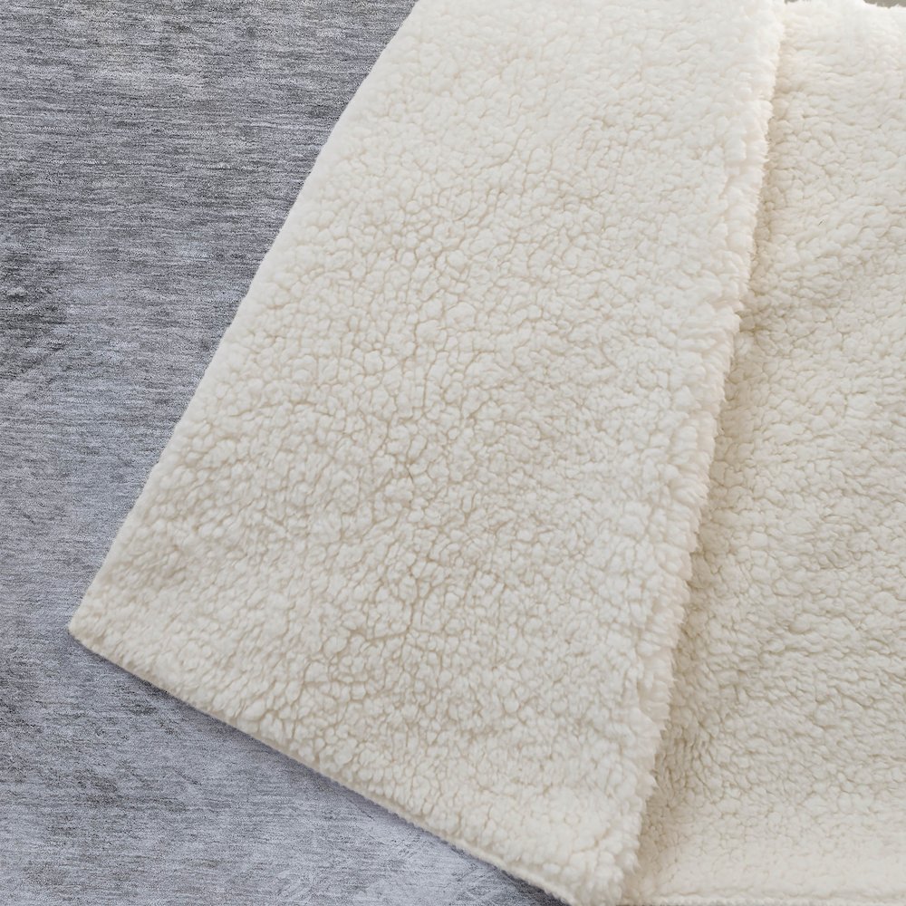 Premium Machine Washable ASB590 Silver 50" x 70" Sherpa Throw Blanket. Picture 2