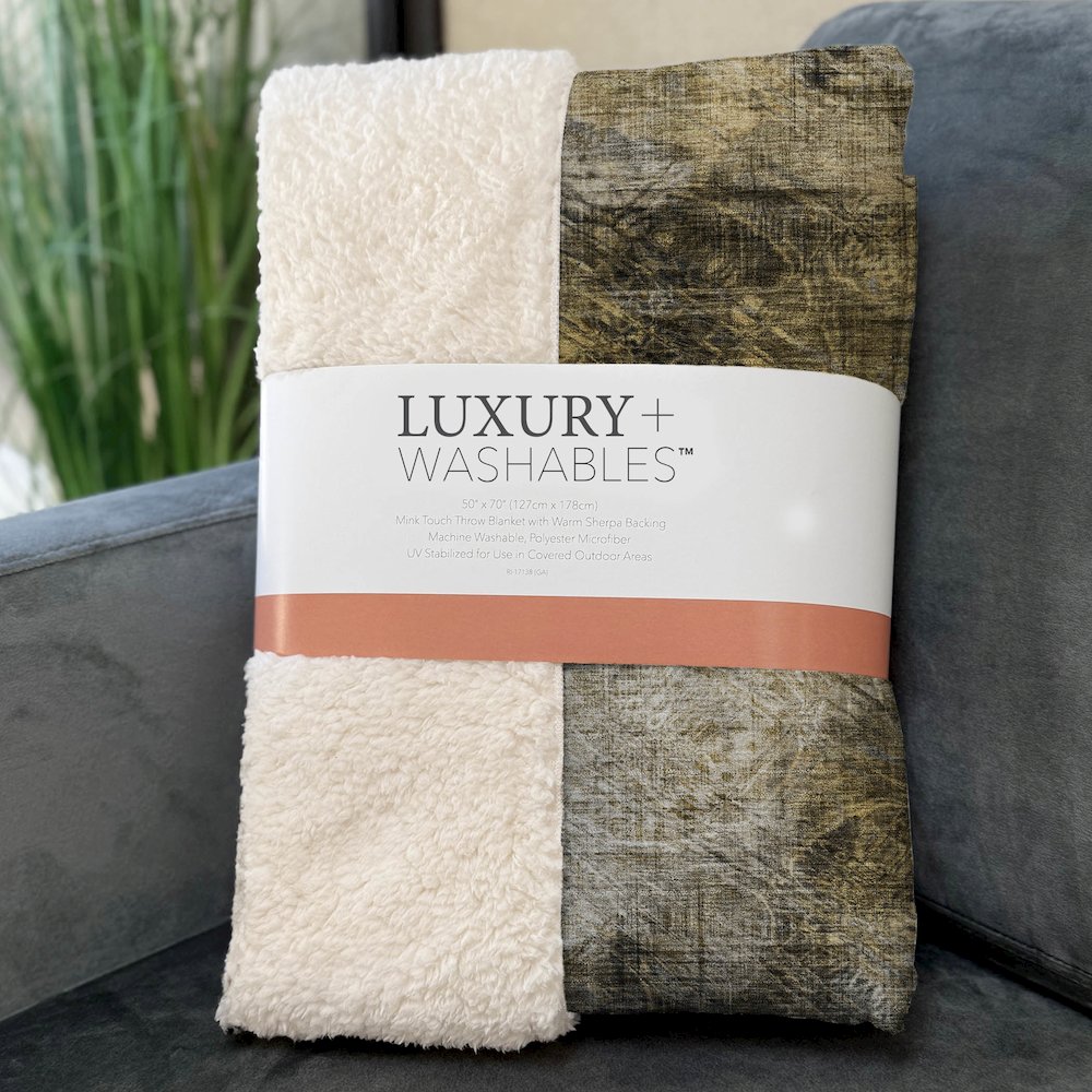 Premium Machine Washable ASB596 Mocha 50" x 70" Sherpa Throw Blanket. Picture 3