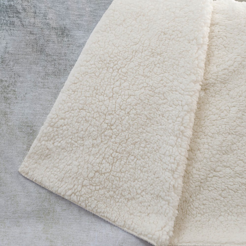 Premium Machine Washable ASB601 Beige 50" x 70" Sherpa Throw Blanket. Picture 2