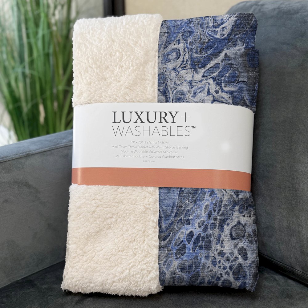 Premium Machine Washable ASB602 Blue 50" x 70" Sherpa Throw Blanket. Picture 3