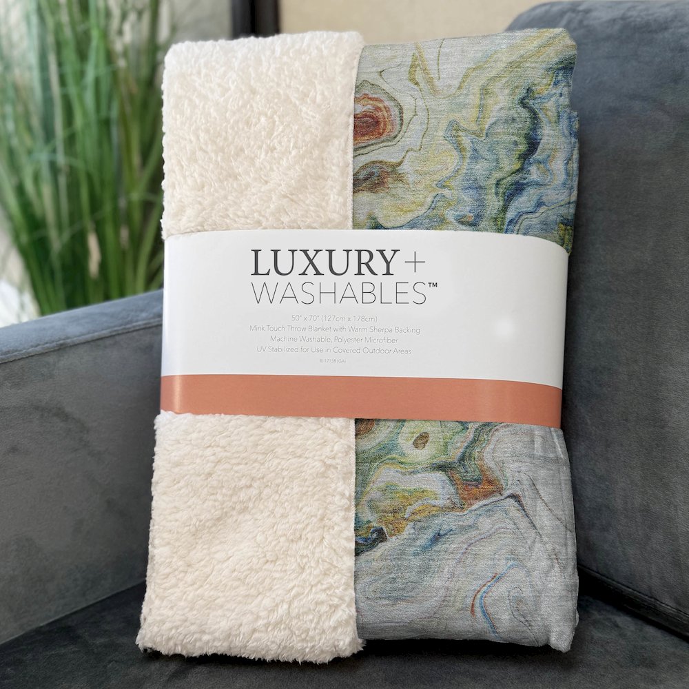 Premium Machine Washable ASB603 Ivory 50" x 70" Sherpa Throw Blanket. Picture 3