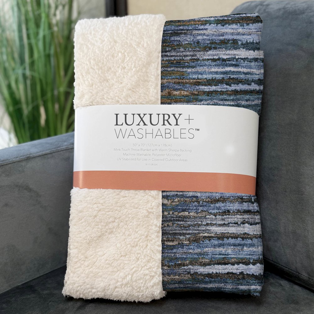 Premium Machine Washable ASB604 Blue 50" x 70" Sherpa Throw Blanket. Picture 3