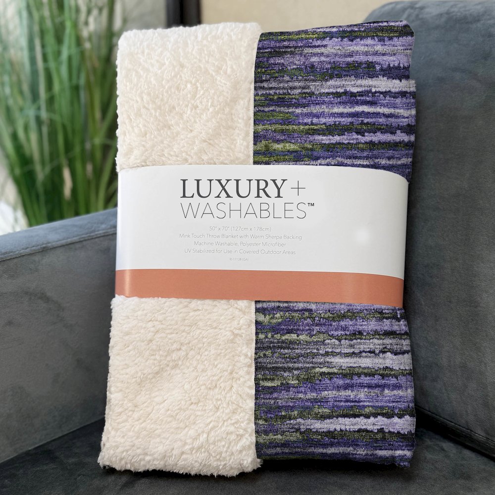 Premium Machine Washable ASB604 Purple 50" x 70" Sherpa Throw Blanket. Picture 3