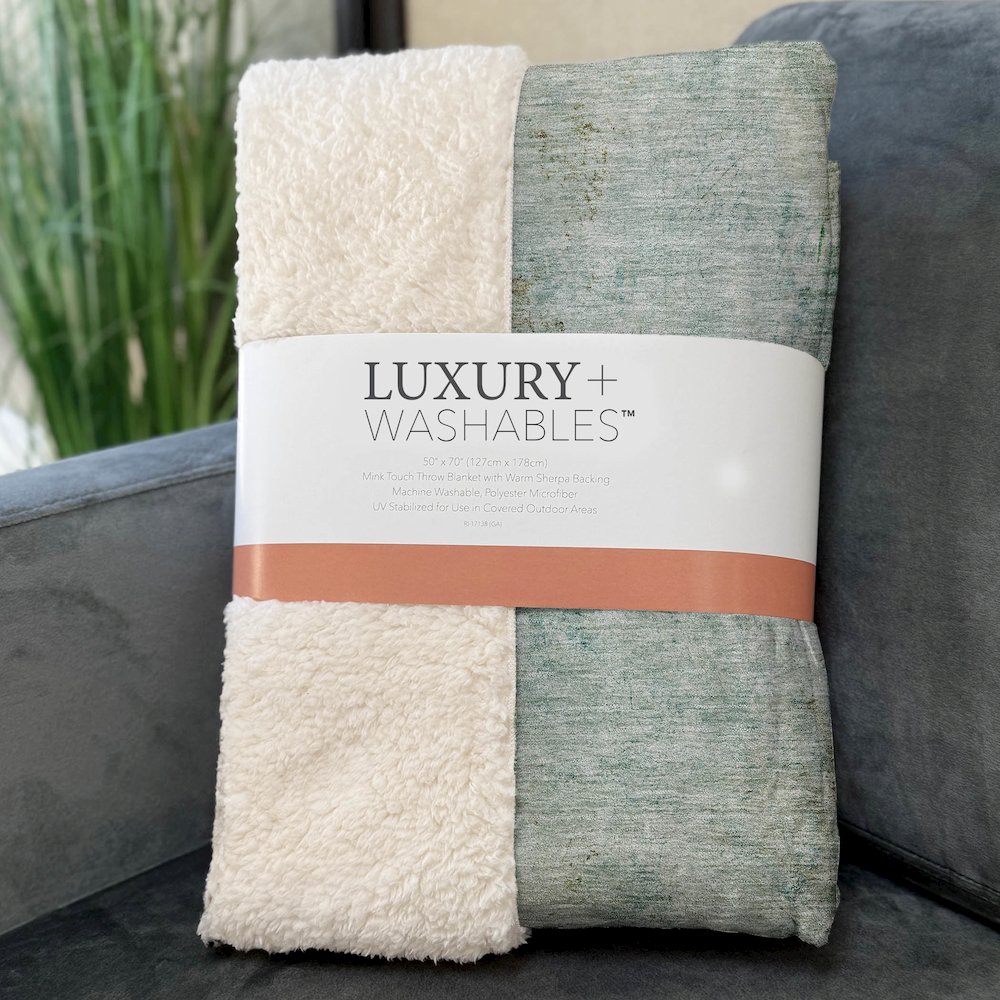Premium Machine Washable ASB605 Green 50" x 70" Sherpa Throw Blanket. Picture 3