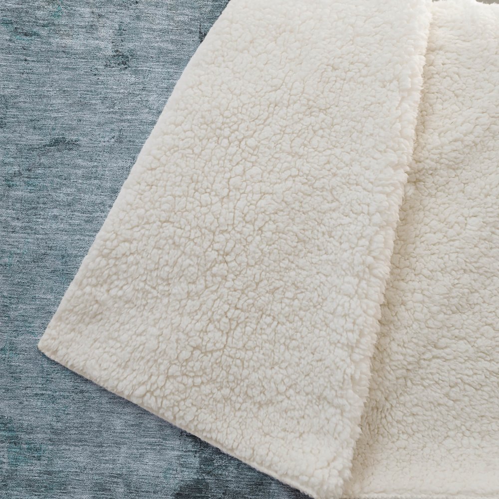 Premium Machine Washable ASB605 Teal 50" x 70" Sherpa Throw Blanket. Picture 2