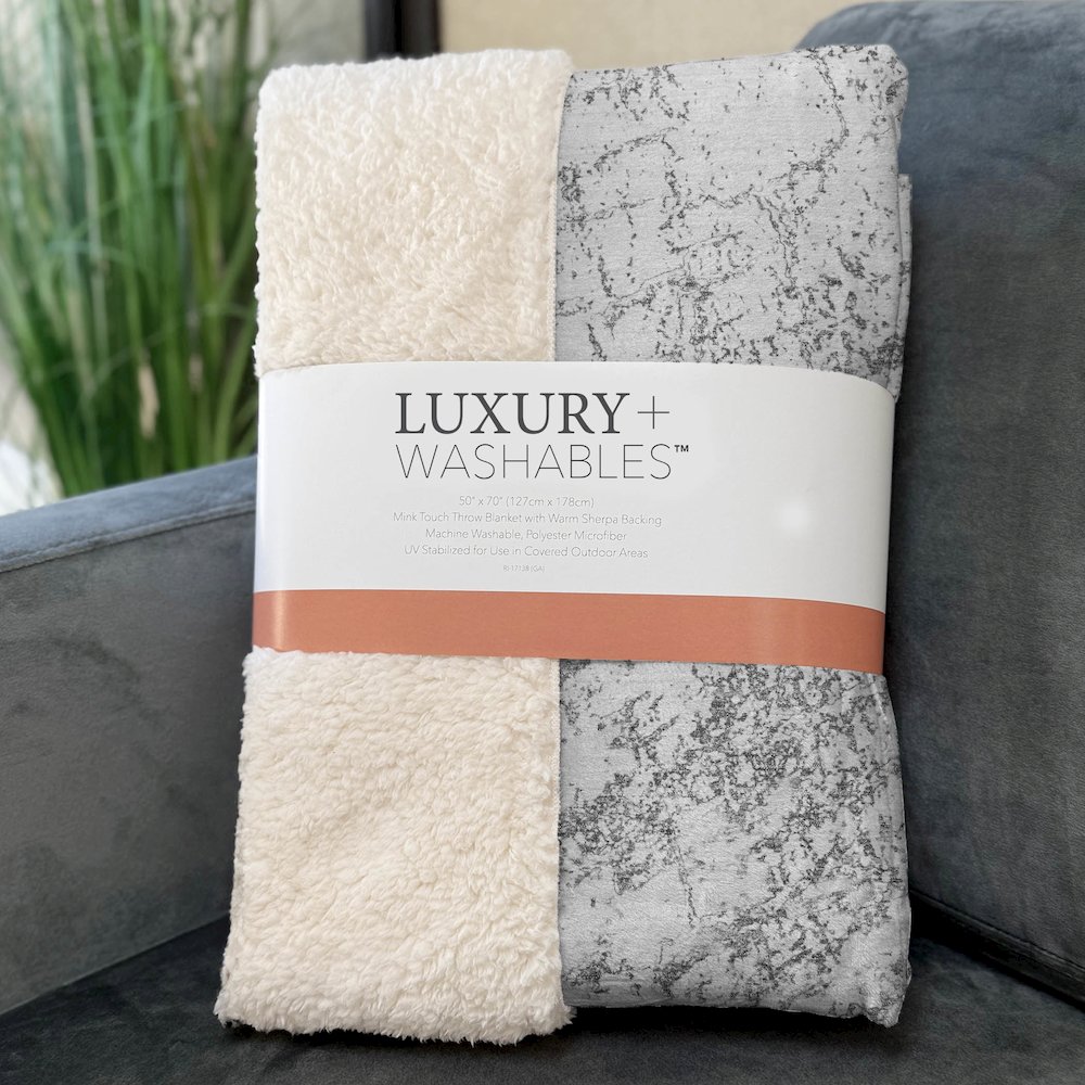 Premium Machine Washable ASB606 Gray 50" x 70" Sherpa Throw Blanket. Picture 3