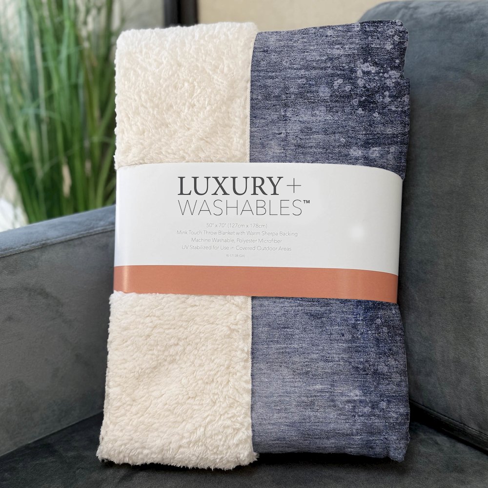 Premium Machine Washable ASB608 Navy 50" x 70" Sherpa Throw Blanket. Picture 3