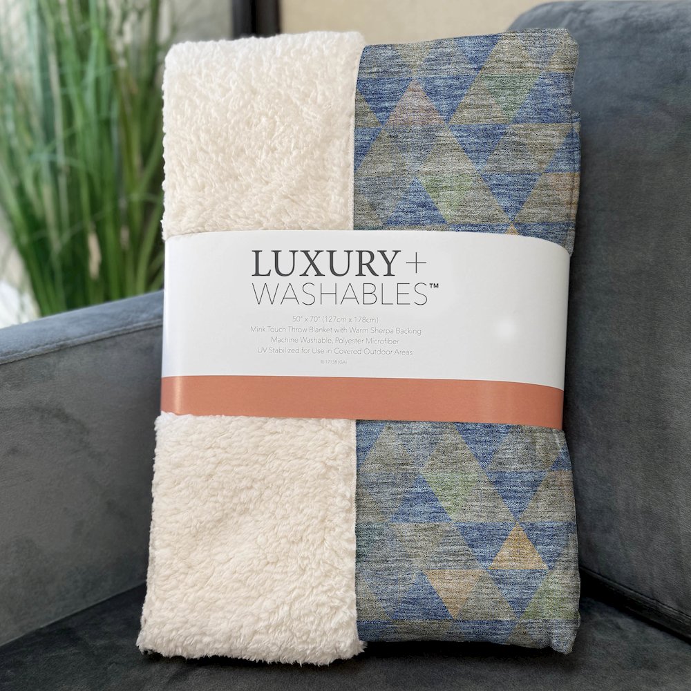 Premium Machine Washable ASB612 Blue 50" x 70" Sherpa Throw Blanket. Picture 3