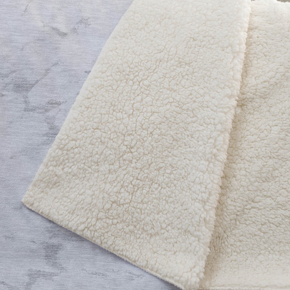 Premium Machine Washable ASB614 Silver 50" x 70" Sherpa Throw Blanket. Picture 2