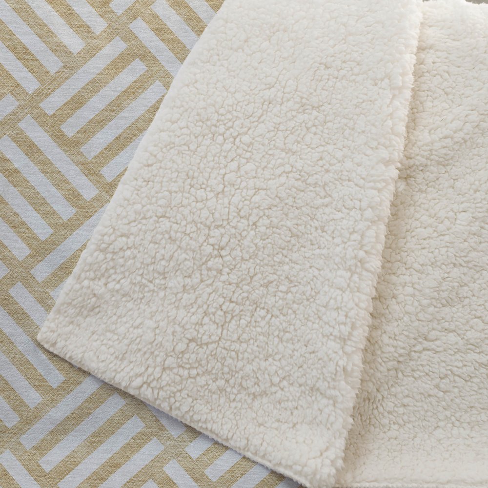 Premium Machine Washable ASB620 Gold 50" x 70" Sherpa Throw Blanket. Picture 2