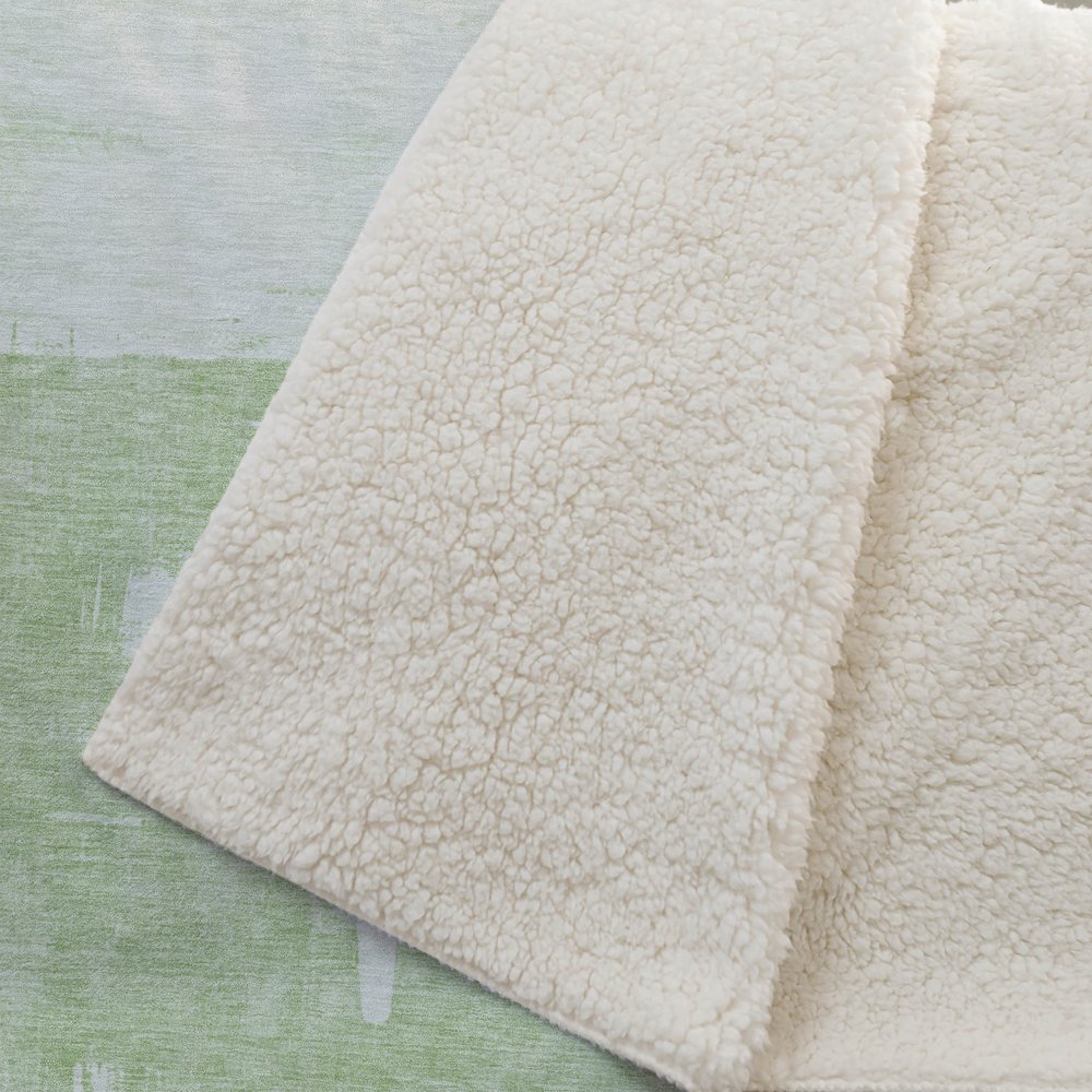 Premium Machine Washable ASB624 Green 50" x 70" Sherpa Throw Blanket. Picture 2