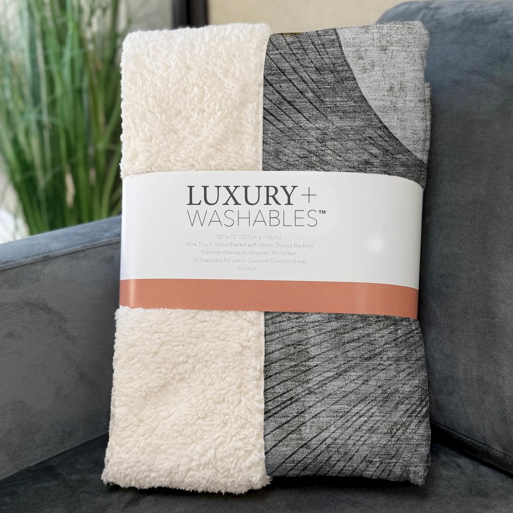 Premium Machine Washable ASB626 Gray 50" x 70" Sherpa Throw Blanket. Picture 3