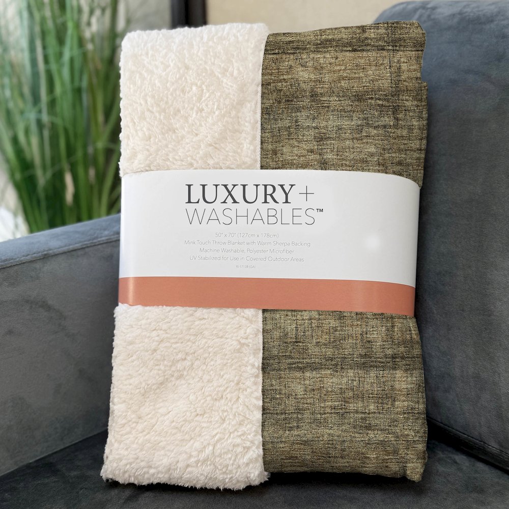 Premium Machine Washable ASB629 Brown 50" x 70" Sherpa Throw Blanket. Picture 3