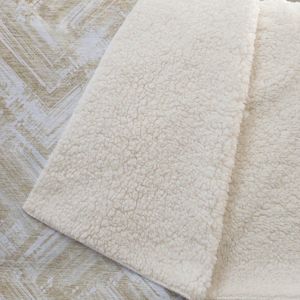 Premium Machine Washable ASB630 Beige 50" x 70" Sherpa Throw Blanket. Picture 2