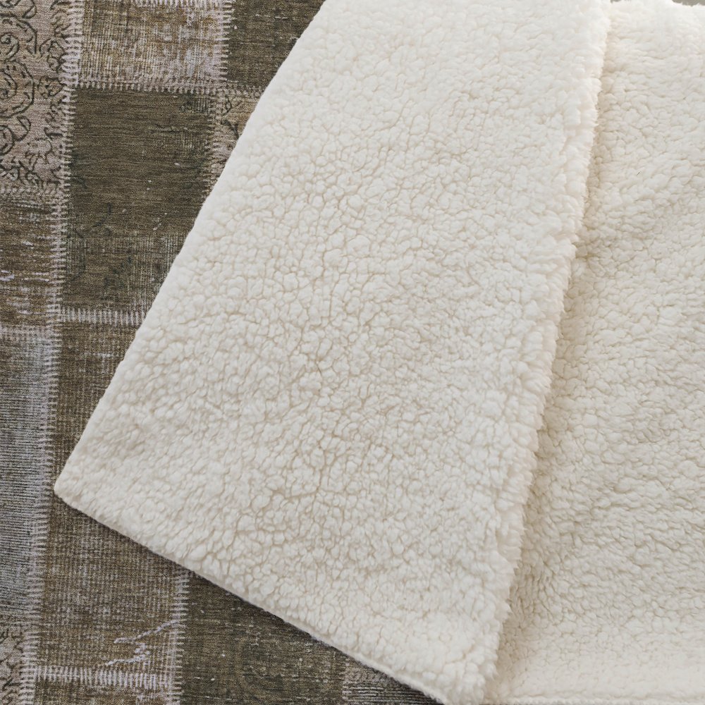 Premium Machine Washable ASB631 Brown 50" x 70" Sherpa Throw Blanket. Picture 2