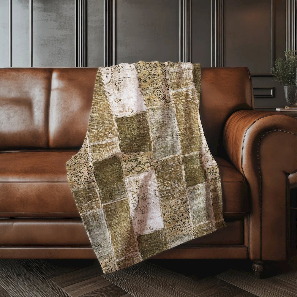 Premium Machine Washable ASB631 Brown 50" x 70" Sherpa Throw Blanket. Picture 4