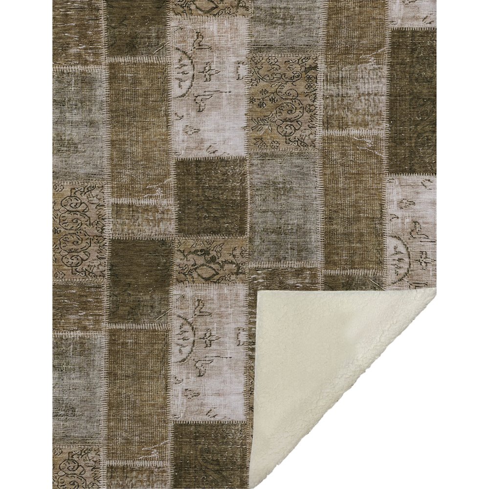 Premium Machine Washable ASB631 Brown 50" x 70" Sherpa Throw Blanket. Picture 1