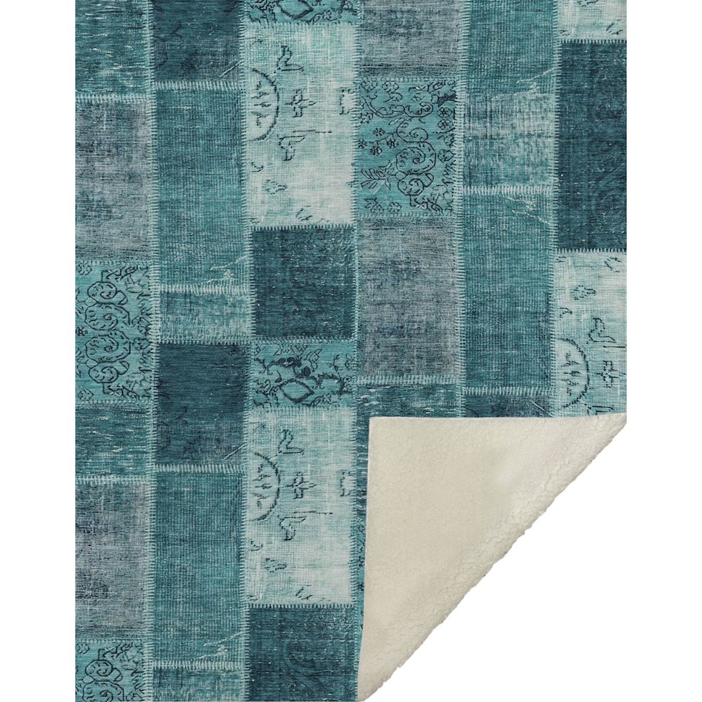 Premium Machine Washable ASB631 Teal 50" x 70" Sherpa Throw Blanket. Picture 1