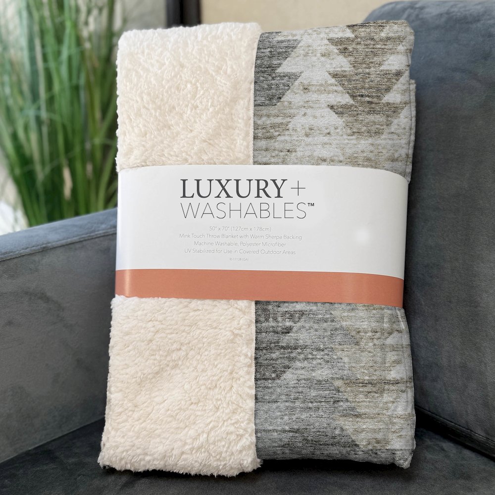Premium Machine Washable ASB632 Taupe 50" x 70" Sherpa Throw Blanket. Picture 3