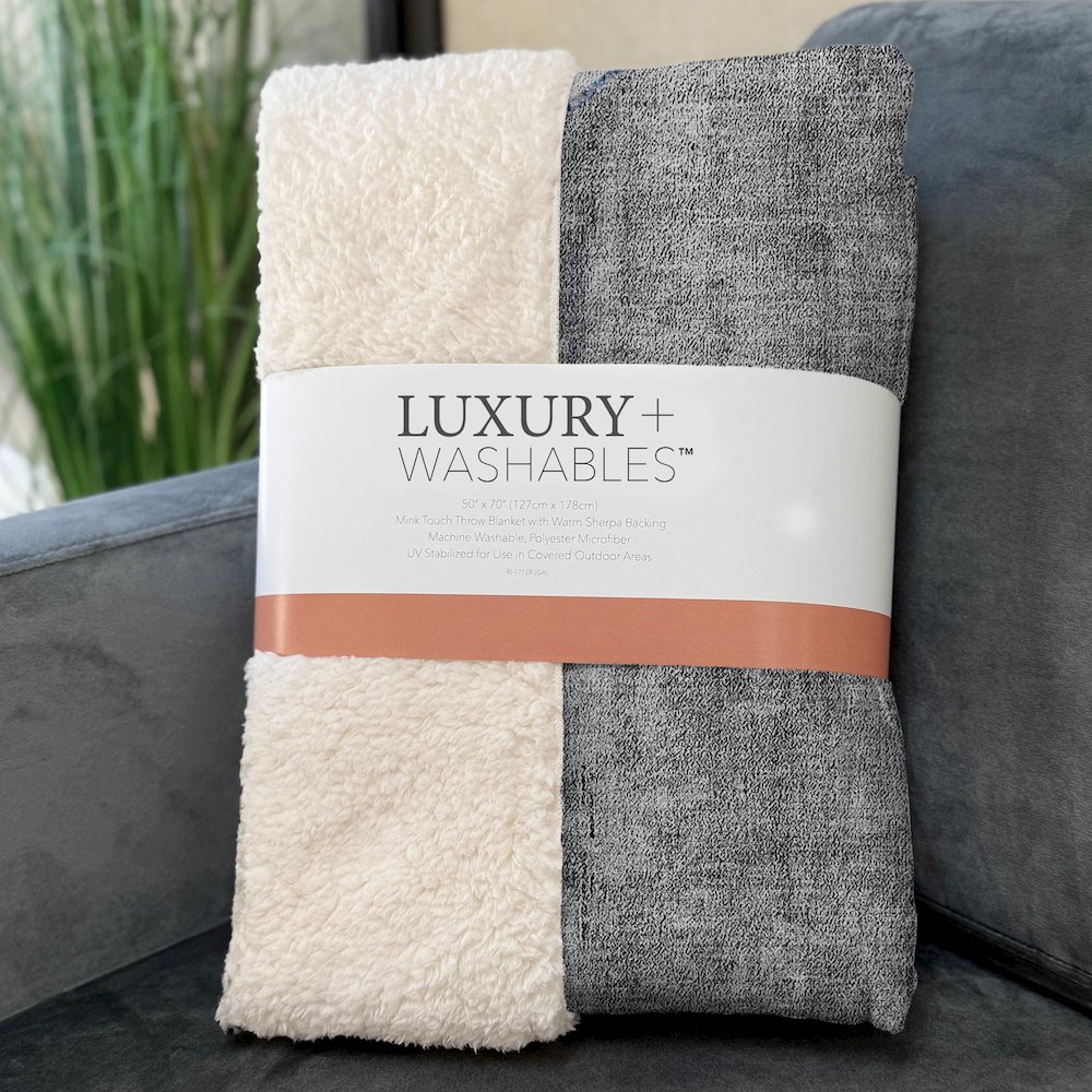 Premium Machine Washable ASB633 Blue 50" x 70" Sherpa Throw Blanket. Picture 3