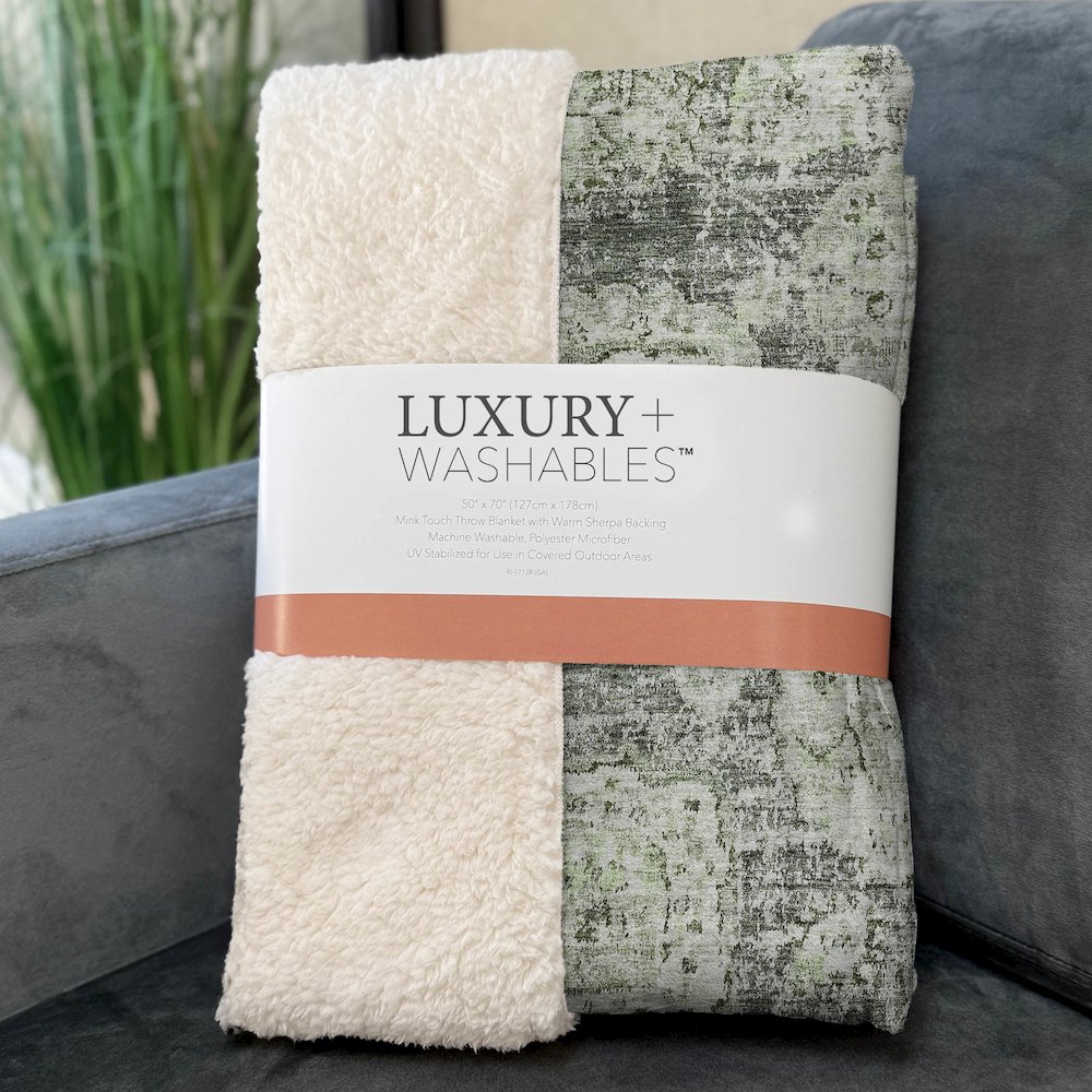 Premium Machine Washable ASB634 Aloe 50" x 70" Sherpa Throw Blanket. Picture 3