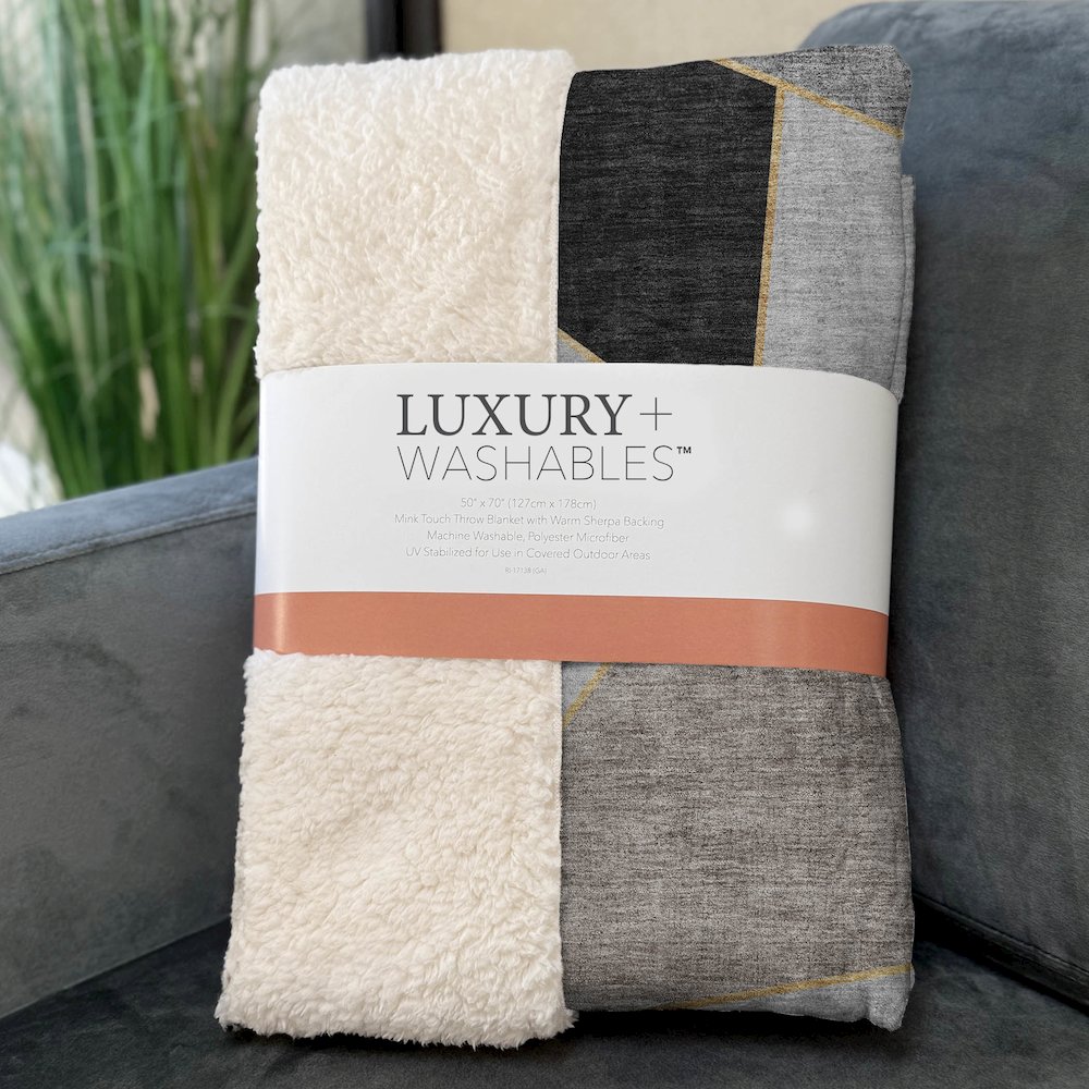 Premium Machine Washable ASB636 Blue 50" x 70" Sherpa Throw Blanket. Picture 3
