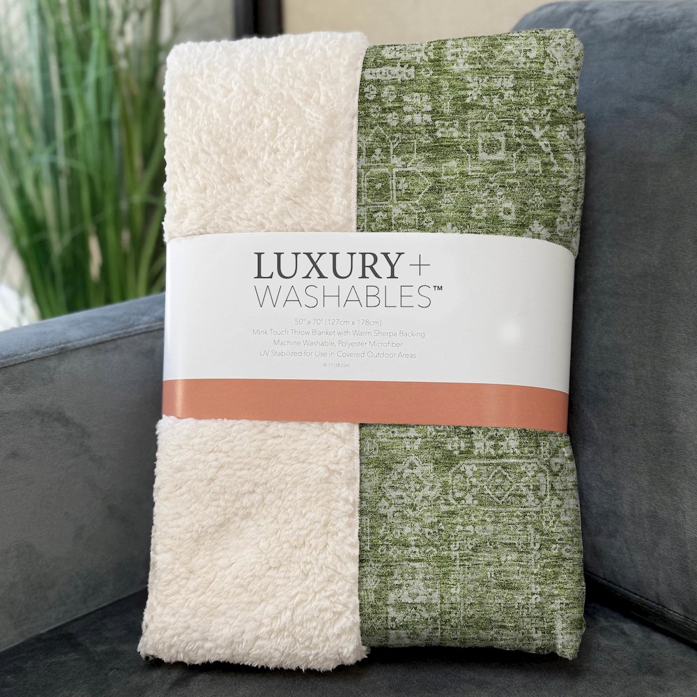 Premium Machine Washable ASB637 Aloe 50" x 70" Sherpa Throw Blanket. Picture 3