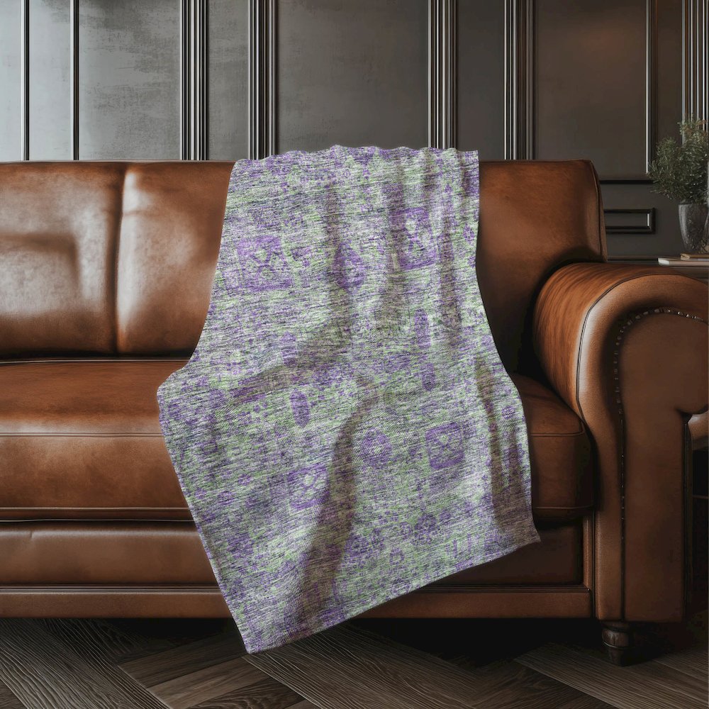 Premium Machine Washable ASB637 Fern 50" x 70" Sherpa Throw Blanket. Picture 4