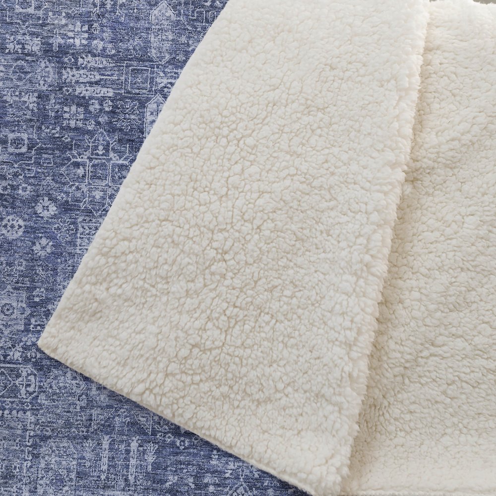 Premium Machine Washable ASB637 Navy 50" x 70" Sherpa Throw Blanket. Picture 2