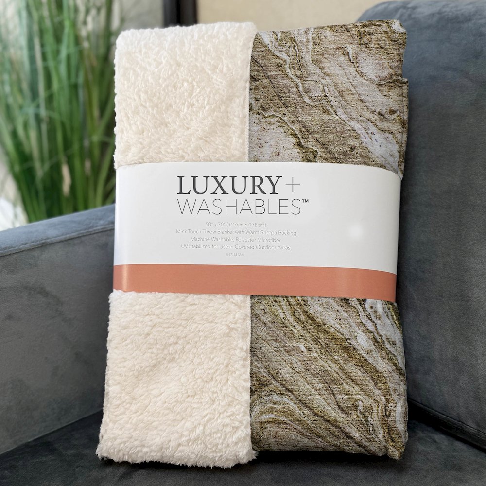 Premium Machine Washable ASB640 Brown 50" x 70" Sherpa Throw Blanket. Picture 3