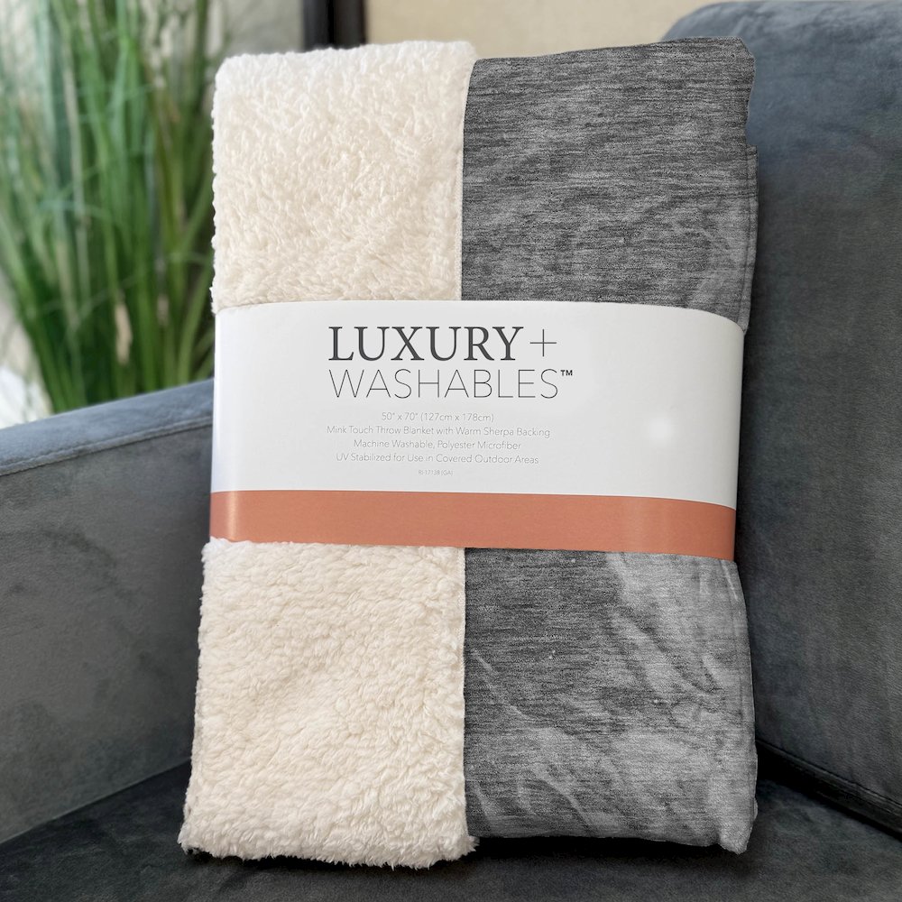 Premium Machine Washable ASB641 Gray 50" x 70" Sherpa Throw Blanket. Picture 3
