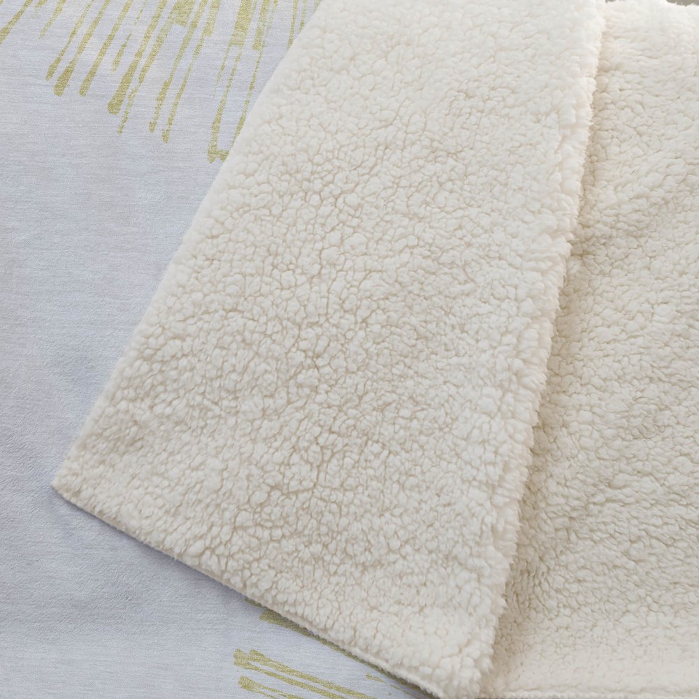 Premium Machine Washable ASB642 Beige 50" x 70" Sherpa Throw Blanket. Picture 2