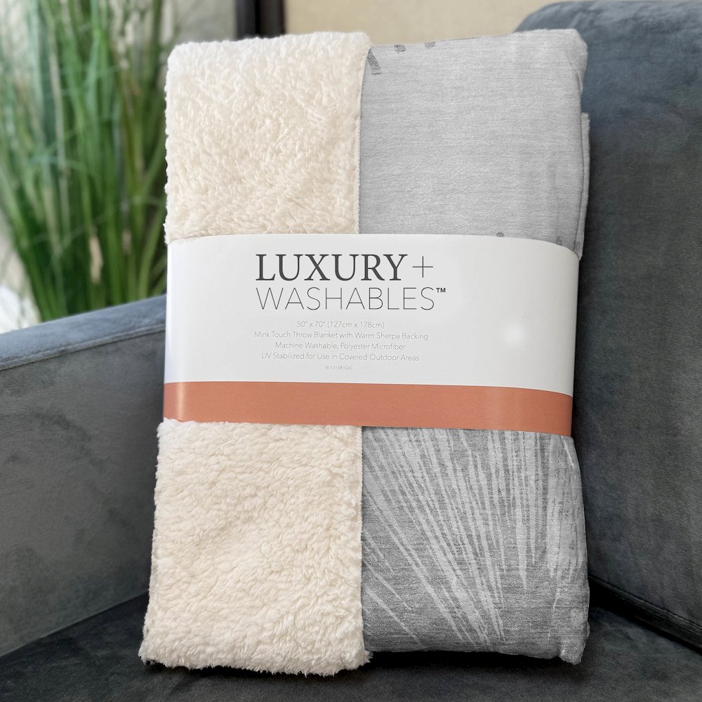 Premium Machine Washable ASB642 Gray 50" x 70" Sherpa Throw Blanket. Picture 3