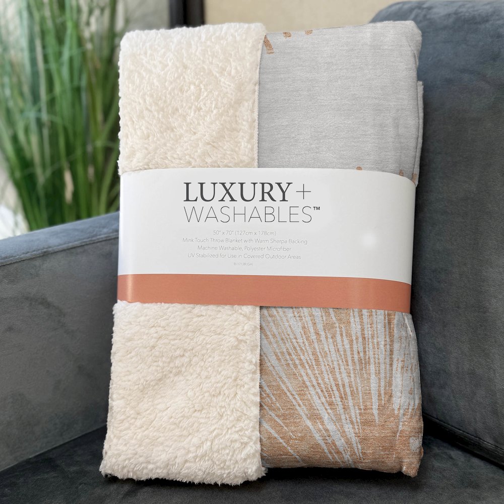 Premium Machine Washable ASB642 Salmon 50" x 70" Sherpa Throw Blanket. Picture 3