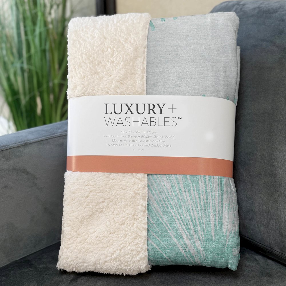 Premium Machine Washable ASB642 Teal 50" x 70" Sherpa Throw Blanket. Picture 3
