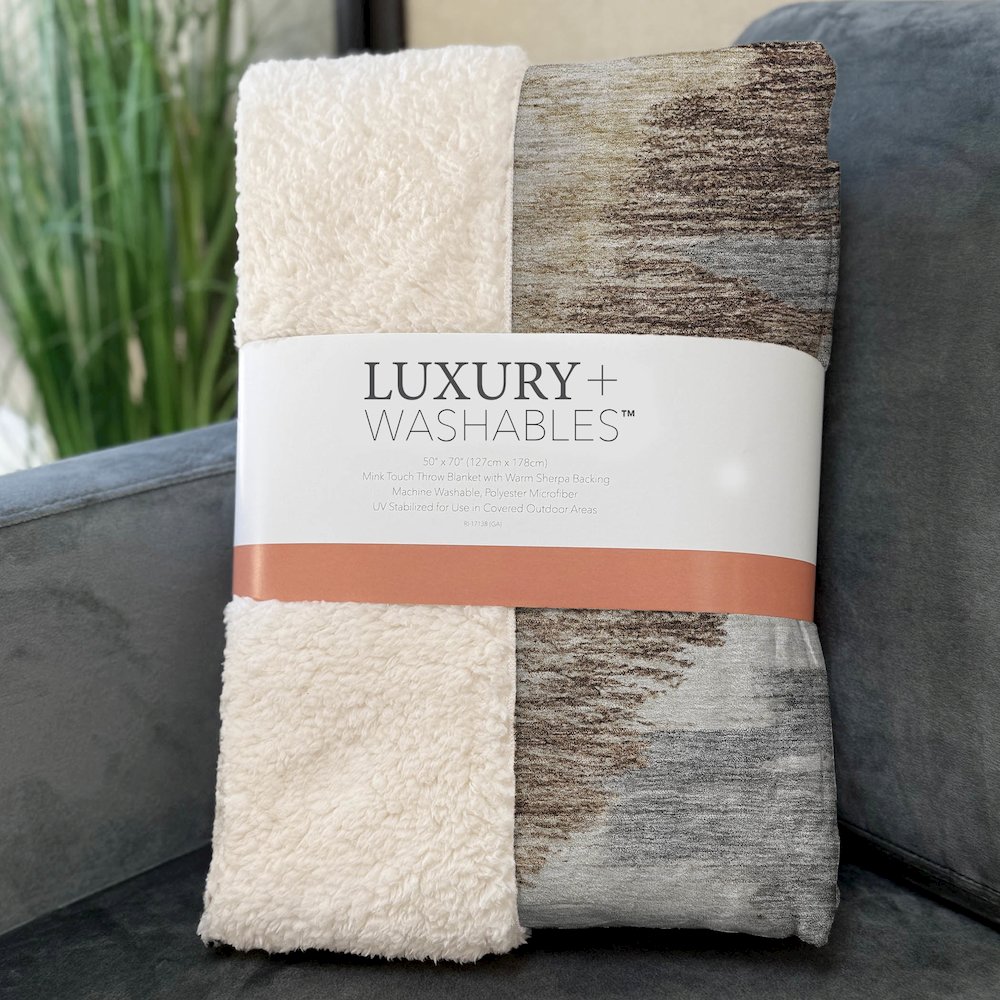 Premium Machine Washable ASB650 Brown 50" x 70" Sherpa Throw Blanket. Picture 3