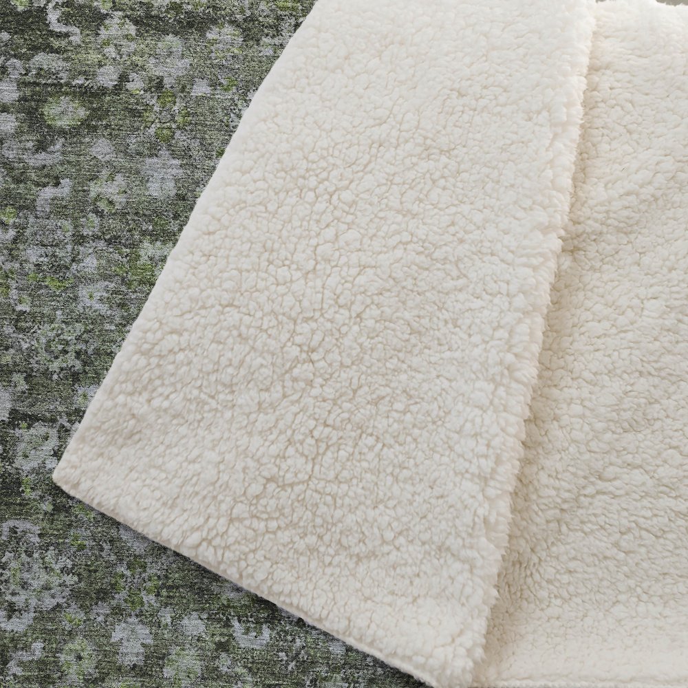 Premium Machine Washable ASB651 Green 50" x 70" Sherpa Throw Blanket. Picture 2