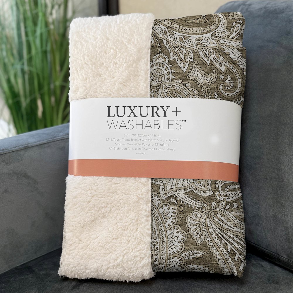 Premium Machine Washable ASB654 Chocolate 50" x 70" Sherpa Throw Blanket. Picture 3