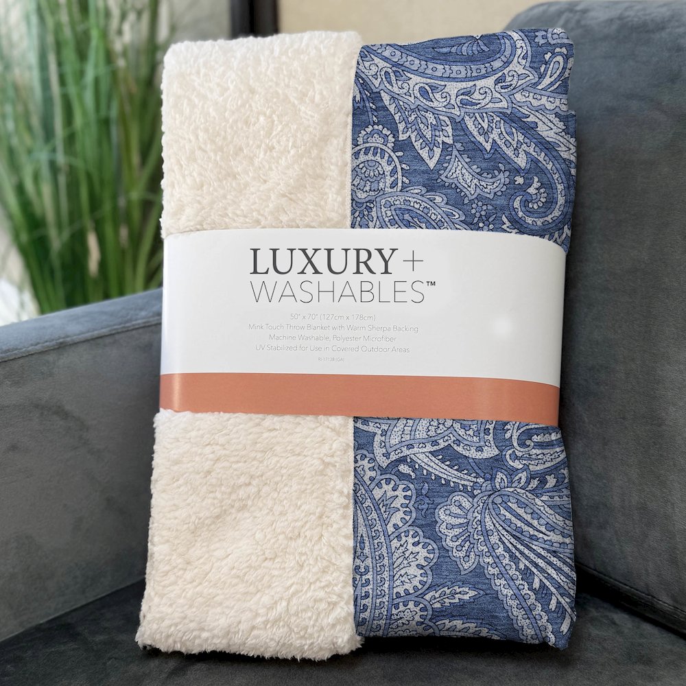 Premium Machine Washable ASB654 Navy 50" x 70" Sherpa Throw Blanket. Picture 3