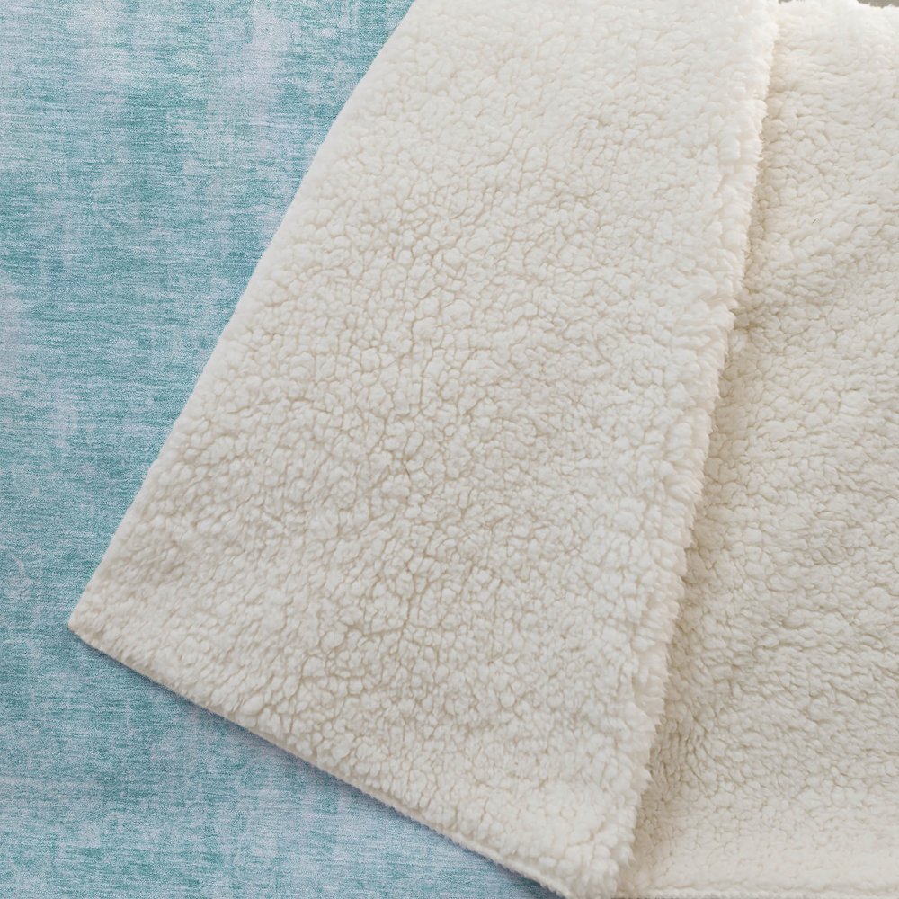 Premium Machine Washable ASB656 Teal 50" x 70" Sherpa Throw Blanket. Picture 2