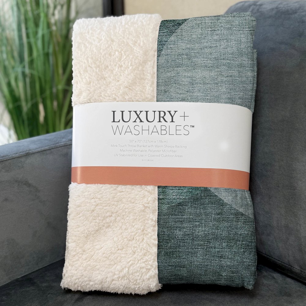 Premium Machine Washable ASB657 Green 50" x 70" Sherpa Throw Blanket. Picture 3