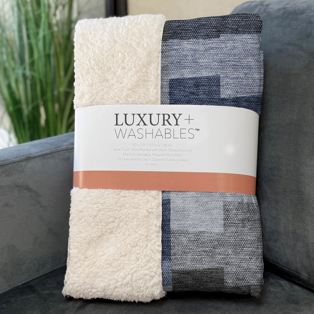 Premium Machine Washable ASB659 Blue 50" x 70" Sherpa Throw Blanket. Picture 3