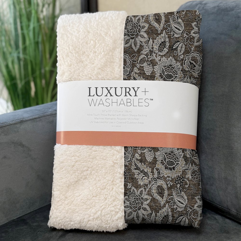 Premium Machine Washable ASB661 Chocolate 50" x 70" Sherpa Throw Blanket. Picture 3